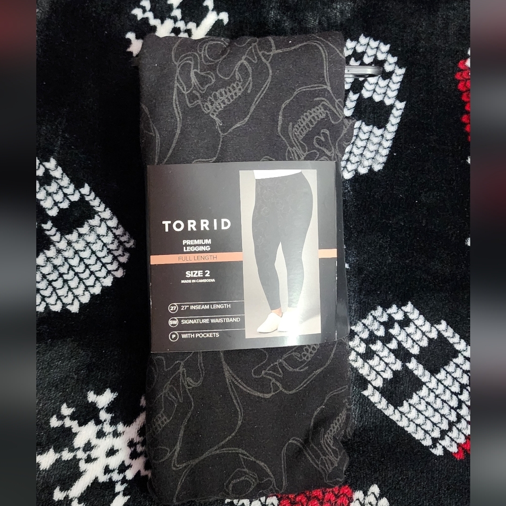 Torrid Skull Leggings - Picture 2 of 4